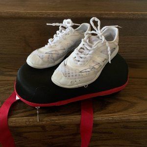 Nfinity Flyte Women’s White Cheerleading Shoe S 4